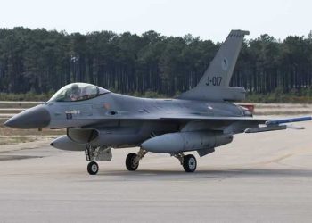 Rusland dreigt NAVO-luchtmachtbases te bombarderen bij gebruik van aan Oekraïne geschonken gevechtsvliegtuigen