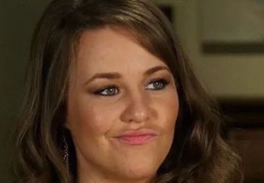 Jana Duggar: Did She Lie About Moving Out of Her Parents’ House? 1 Jana Duggar: Did She Lie About Moving Out of Her Parents’ House?