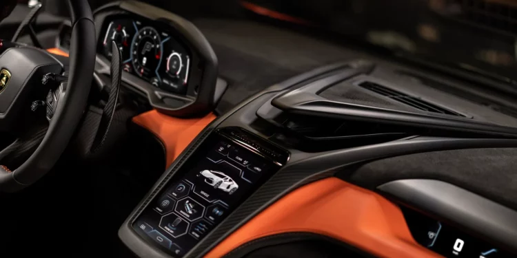 Lamborghini's plug-in hybrid supercar runs for a cool six miles in electric-only mode 1 Lamborghini’s plug-in hybrid supercar runs for a cool six miles in electric-only mode