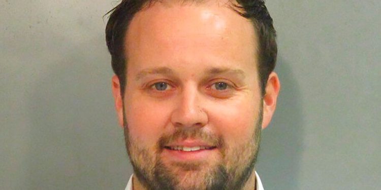 Josh Duggar Prison Release Delayed Due to Illegal Cell Phone Smuggling 1 Josh Duggar Prison Release Delayed Due to Illegal Cell Phone Smuggling