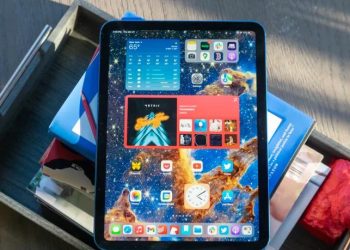 Apple’s 10.9-inch iPad is $50 off right now