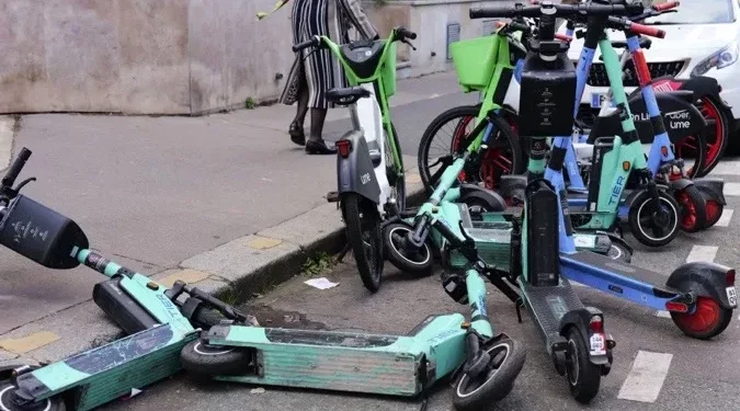 The Morning After: Twitter keeps legacy verified blue ticks around, for now 1 The Morning After: Twitter keeps legacy verified blue ticks around, for now