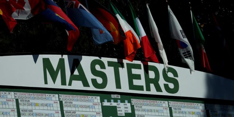 Masters weather updates: Rain, wind, thunderstorms cause Augusta to suspend Friday’s Round 2 play a second time 1 Masters weather updates: Rain, wind, thunderstorms cause Augusta to suspend Friday’s Round 2 play a second time