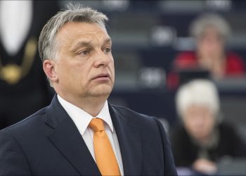 Premier Orbán zegt dat de VS Hongarije niet in een oorlog kan duwen – De rest van Europa doet er verstandig aan zijn beleid te volgen