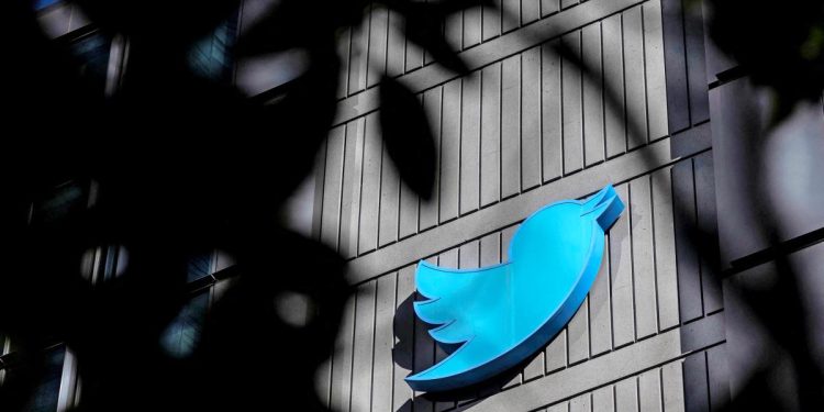 Twitter teams up with eToro to make it easier to buy stocks and crypto