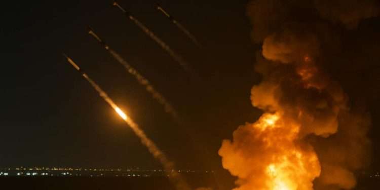 Israel-Iran Conflict Escalates: G7 Urges De-Escalation Amid Fears of Wider Middle East War (June 2025) 1 Israeli fighter jets strike Iranian targets amid escalating Middle East conflict, June 2025